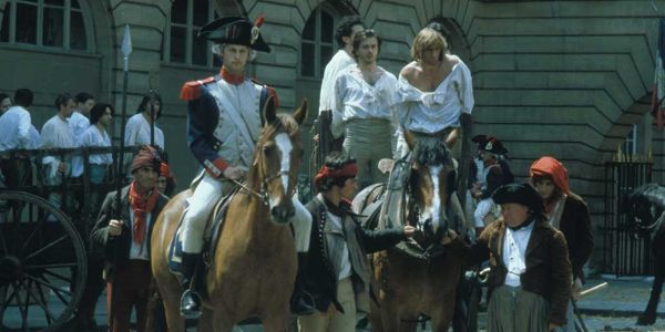 overview review cast & crew awa...